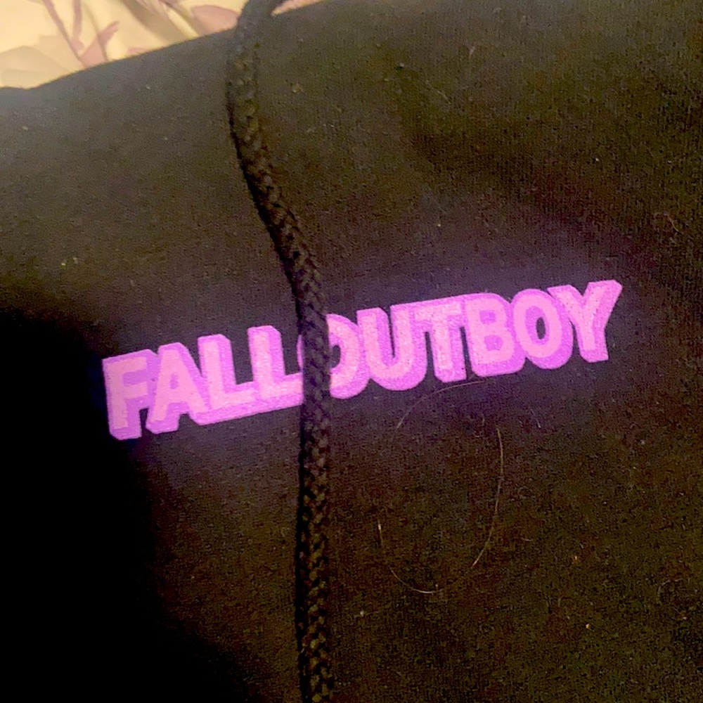 Fall Out Boy -hoodie sweatshirt and T-shirt